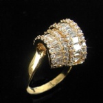 Fashion ring